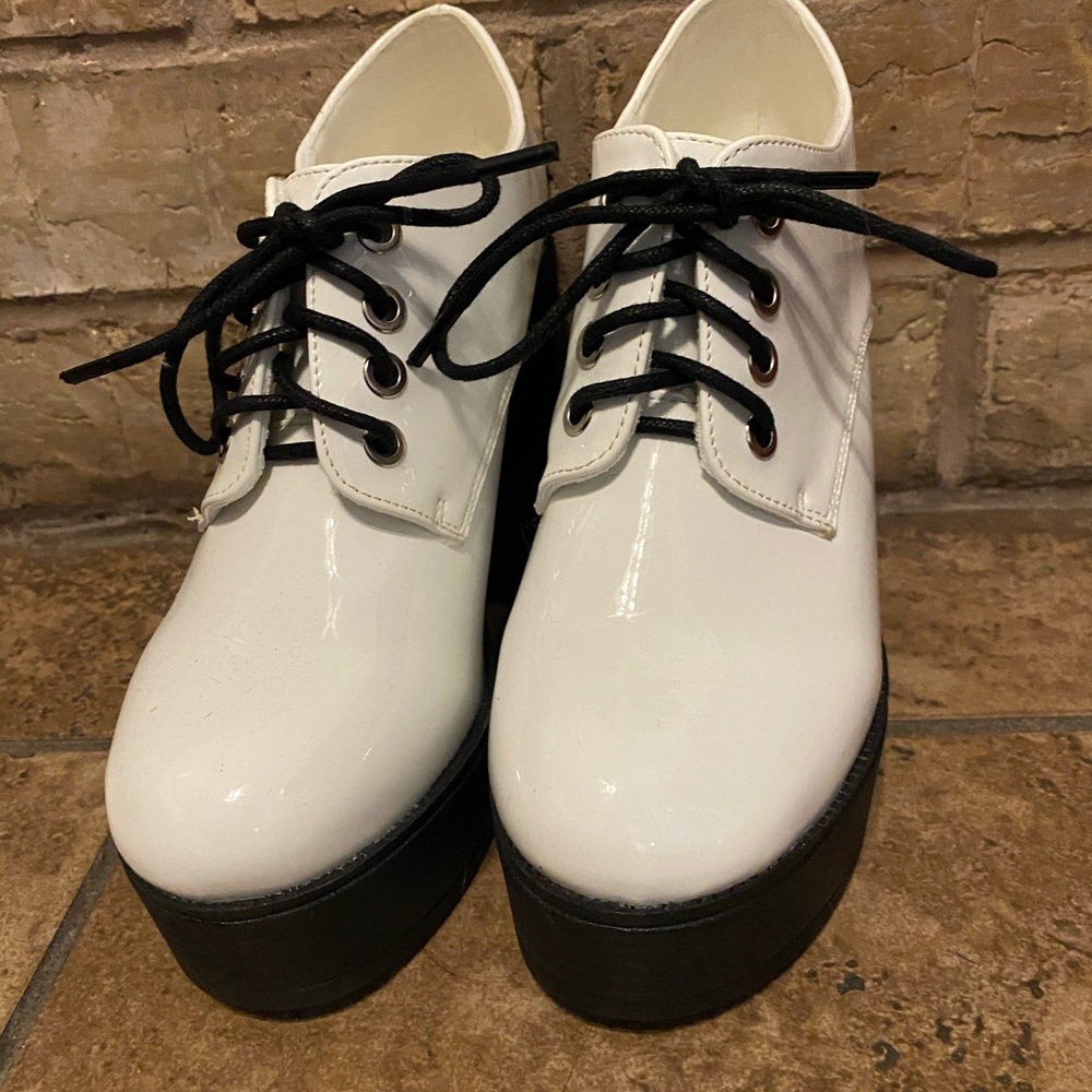 Boots platform